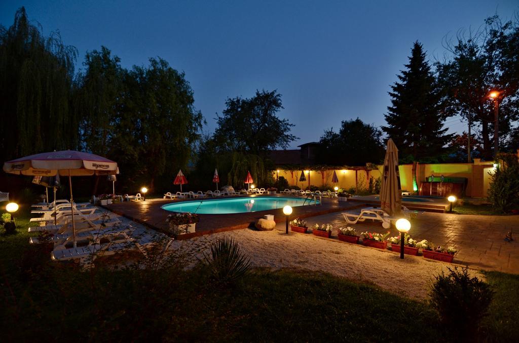 Family Hotel IV Velingrad Kültér fotó